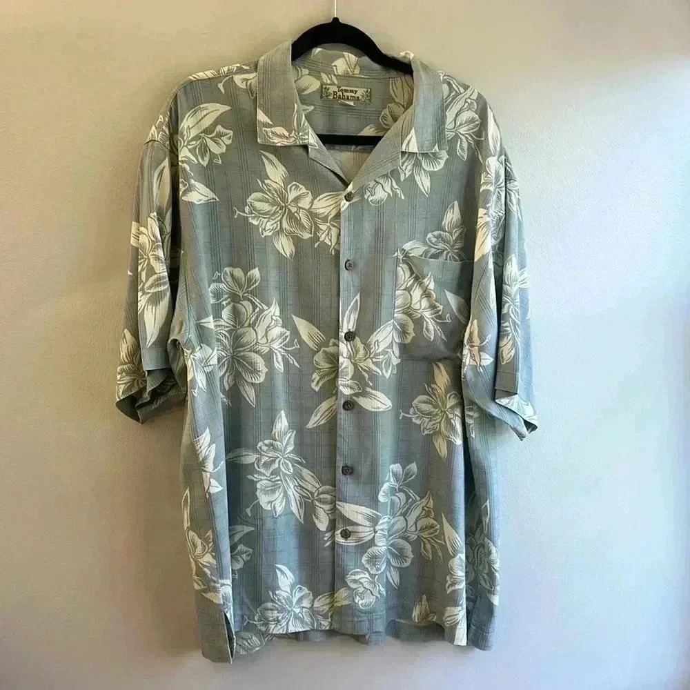 Men’s Tommy Bahama Blue Silk Tropical Button Down Short Sleeve Shirt Size Large